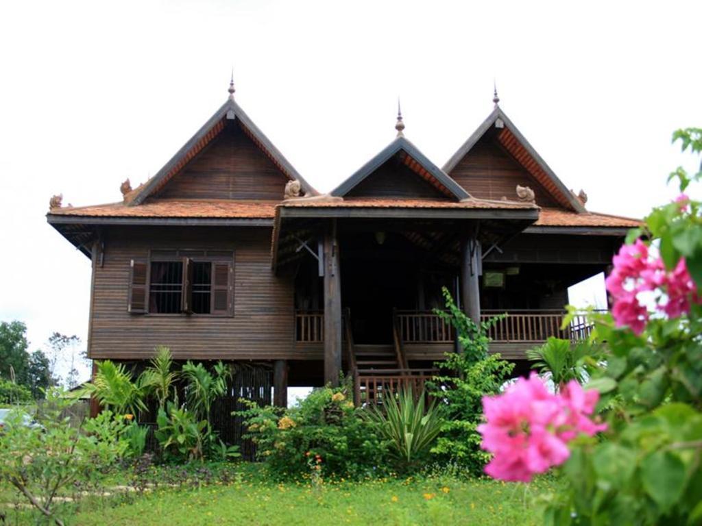 The Bong Thom Homestay Сиемрип Экстерьер фото