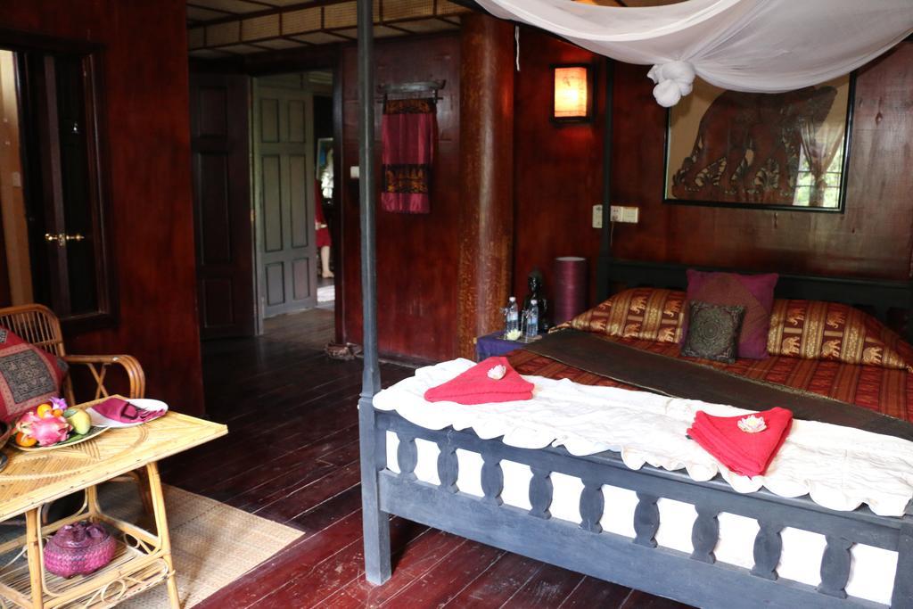 The Bong Thom Homestay Сиемрип Экстерьер фото