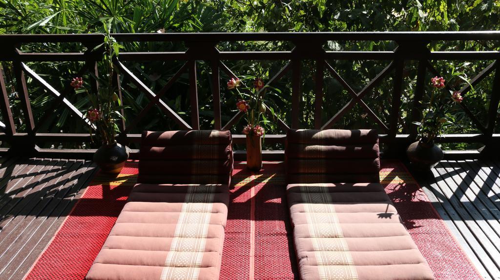The Bong Thom Homestay Сиемрип Номер фото